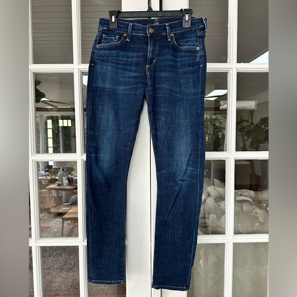 CITIZENS OF HUMANITY Indigo Straight Leg Jeans, size 28. Excellent condition